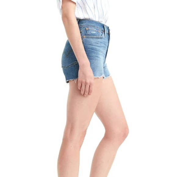 Levi's High-Rise Denim Cut-off Shorts in Sapphire Dust Size 28 - Picture 3 of 8